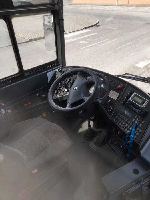 Autocarro 56 lugares