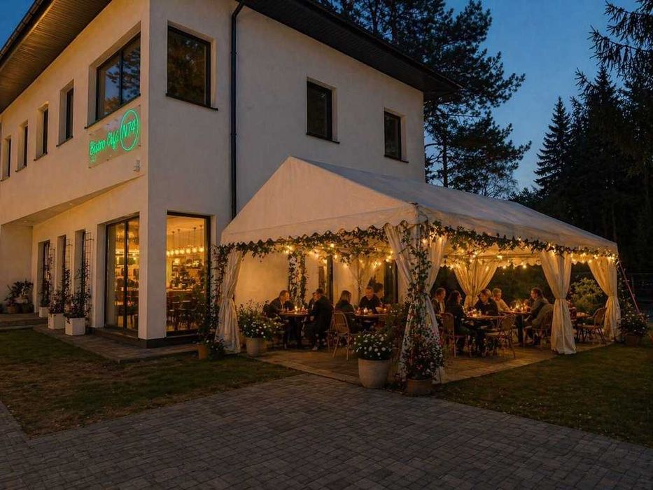 odstąpię dochodowy biznes gastronomiczny specjalizujący się w organizacji przyjęć, ale funkcjonujący także jako Bistro / kawiarnia