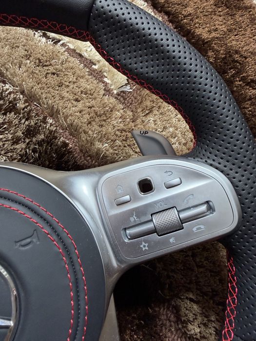 Volante Mercedes AMG