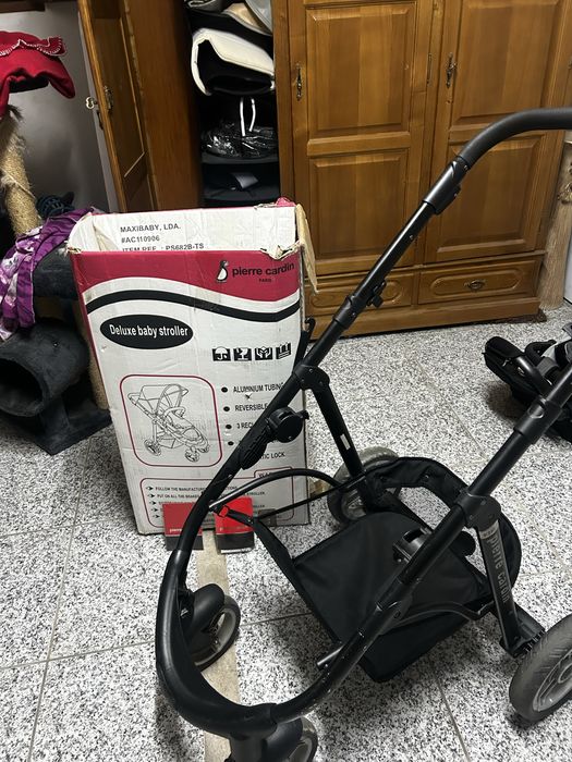 Carrinho de Bebé Pierre Cardin Completo – Bom Estado