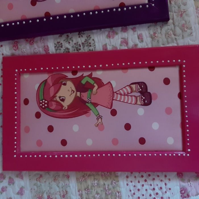 Vendo 2 quadros da docinho de morango