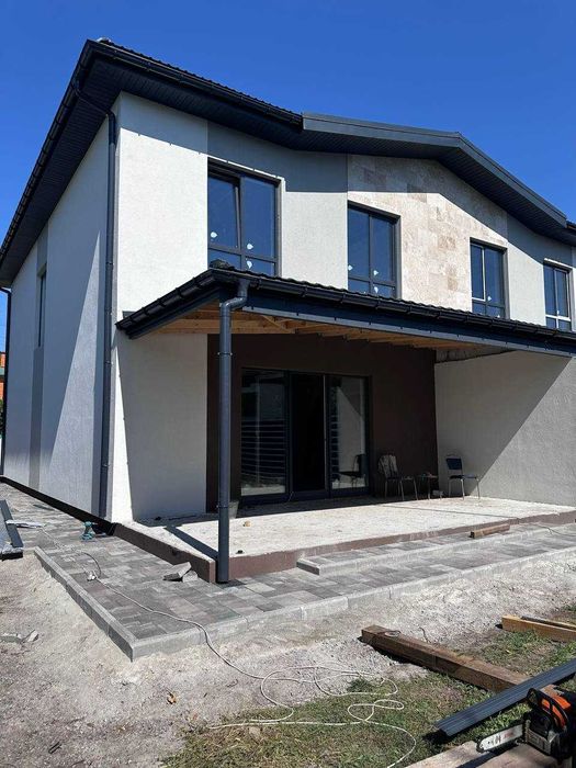 Продаж дуплексу м. Славутич, Осокорки. Біля води, вул. Садова,54 без %