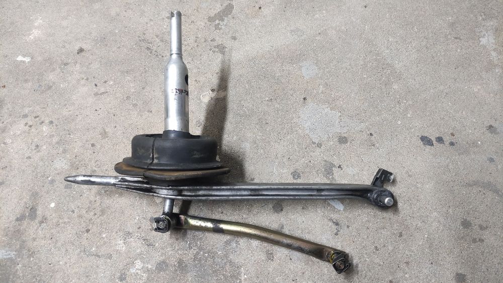 Wybierak lewarek skrzyni BMW E36 2.8 328i M3 ZF