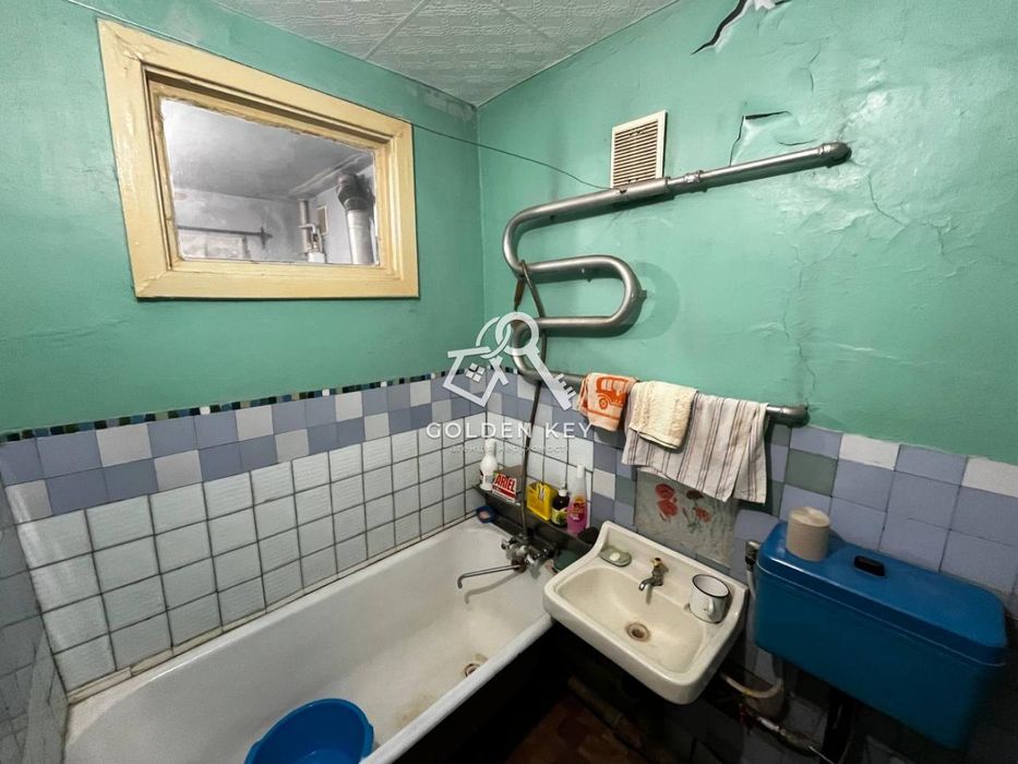 Продаж 2-кімнатної квартири (173 квартал, Автотехнікум)