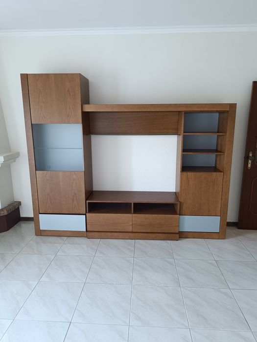 Móvel de sala em ótimo estado