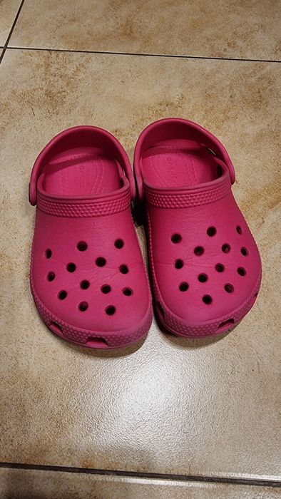 Crocs, rozmiar C9