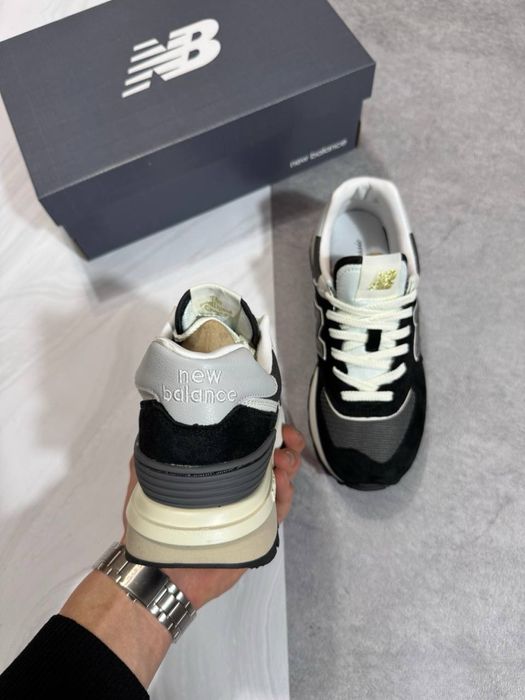 Чоловічі кросівки New Balance 574 The InteLLigent Choice
