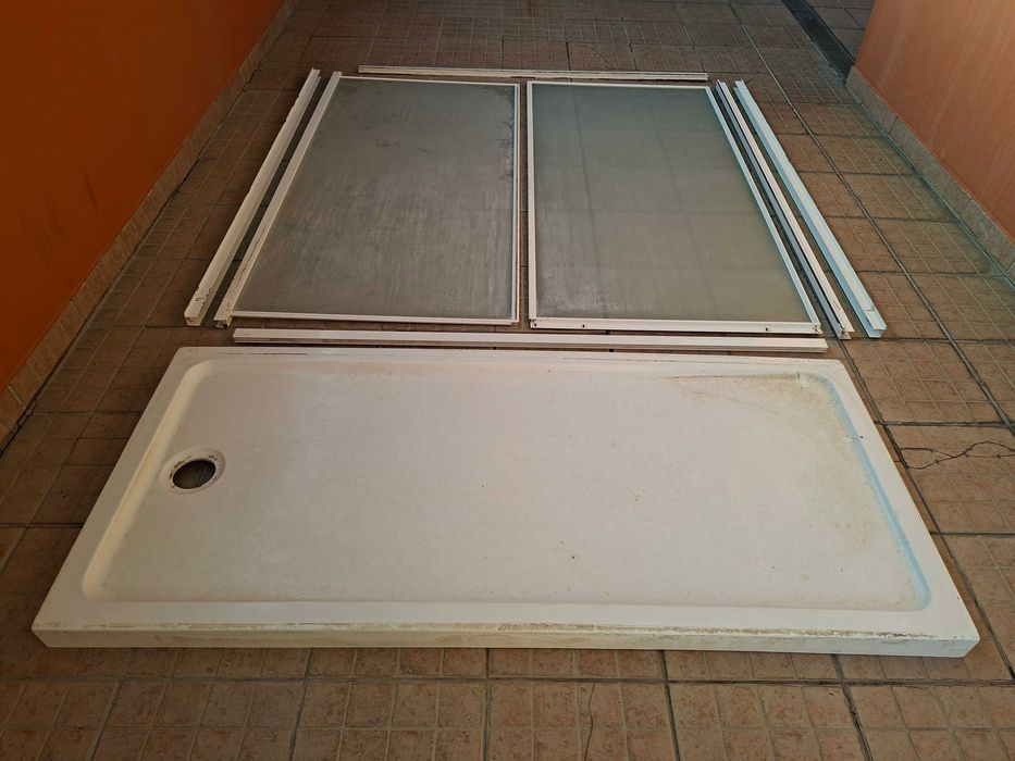 Base de Duche + Proteção de Duche com porta de correr