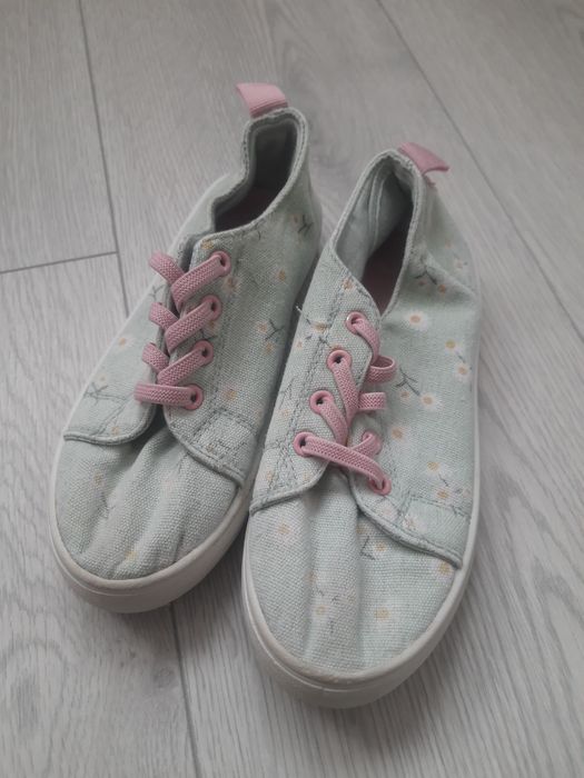 Чоботи зимові, макасіни