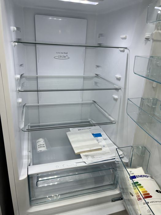 Холодильник Amica