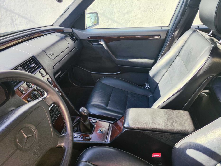 Mercedes C250 turbo diesel w202