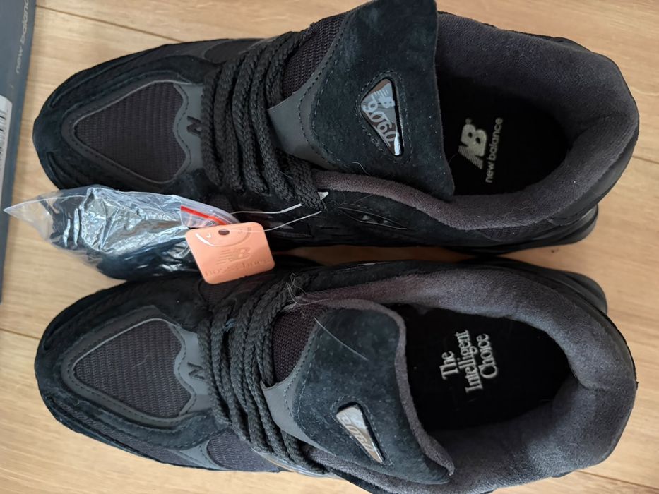 New Balance 9060
