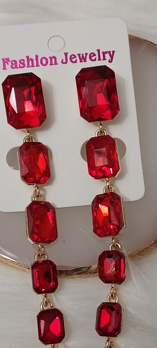 Zjawiskowe czerwone długie kolczyki WYPRZEDAŻ!!