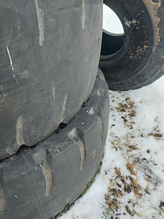 Opona , opony26.5 /25 godyear