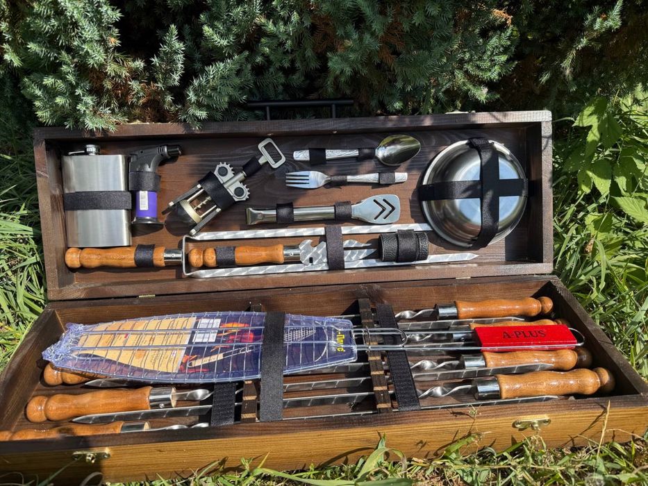 Подарочный набор шампуров в деревянном кейсе доя шашлыка мужчине мужу