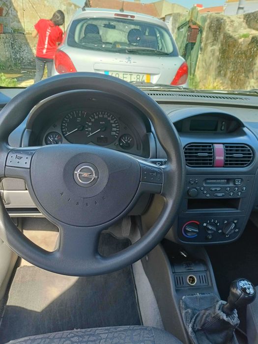 Opel Corsa C 1.0 - Bom estado