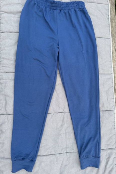 Спортивные штаны