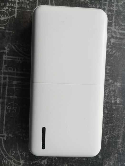 Повербанк 20000 mАh реальная ёмкость, тяжелый