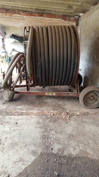 Máquina de rega de bucha