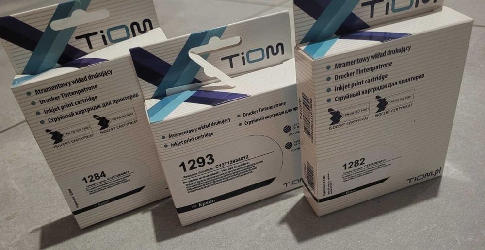 Sprzedam zestaw tuszy do drukarki