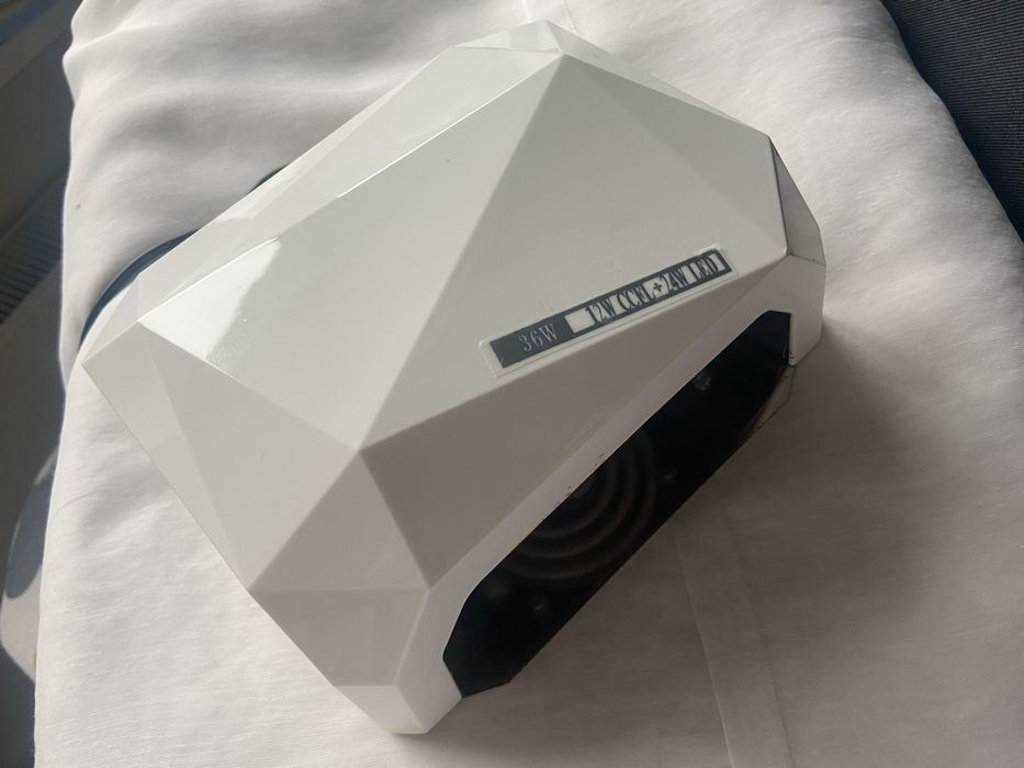 Lampa do utwardzania lakieru na paznokciach 36 W