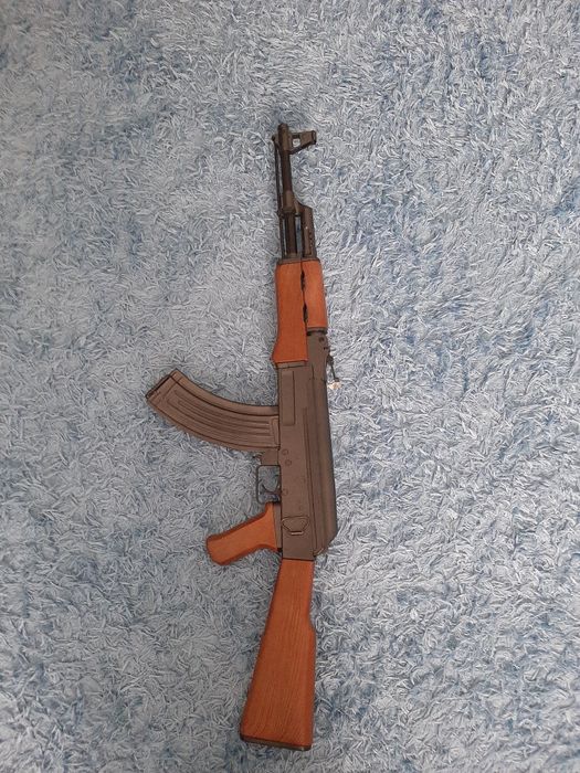 Іграшковий калаш для дітей