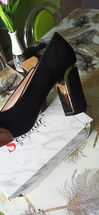 Sprzedam nowe buty