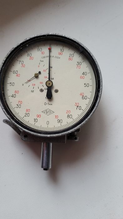 Индикатор часового типа 0-1мм ЛИЗ