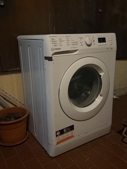 Máquina de lavar Indesit de 7kg (1200rpm)