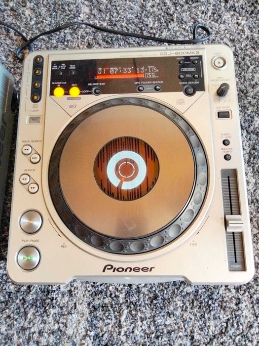 Pioneer CDJ 800 mk2