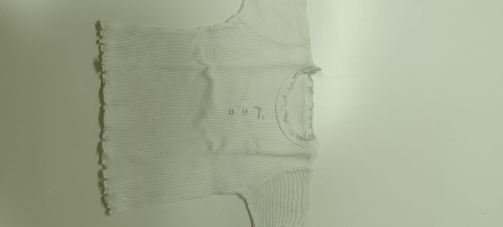 Camisola branca de criança
