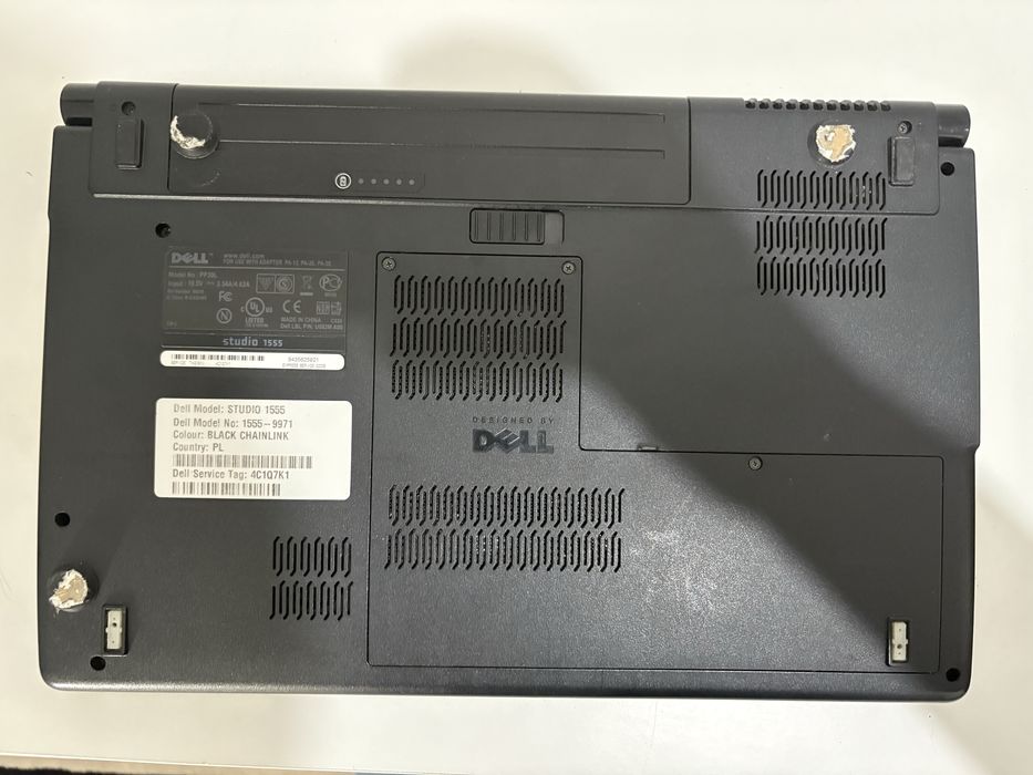 Laptop Dell Studio 1555 (PP39L) – uszkodzony, na części