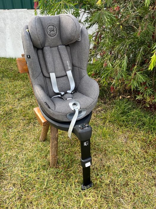 Cadeira auto Sirona Z i-Size com base Isofix