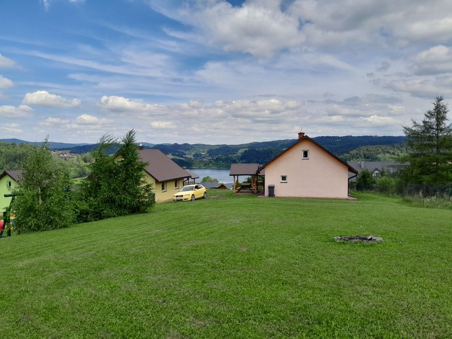 Tęczowe Wzgórze Bieszczady, Noclegi, Domki