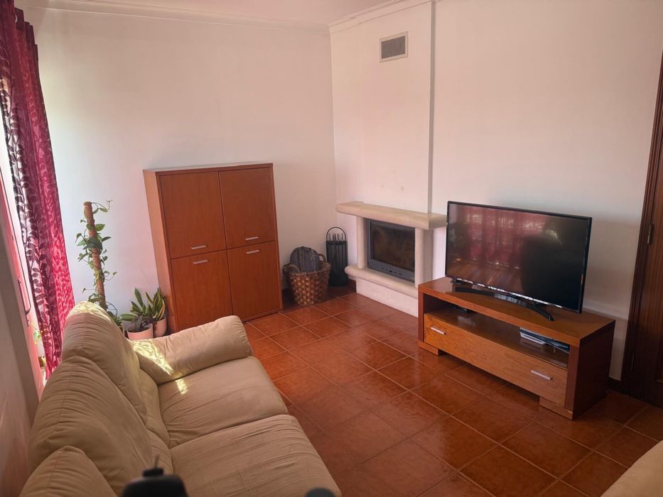 Apartamento T2+1 em Évora — 122 m², garagem individual e excelentes áreas
