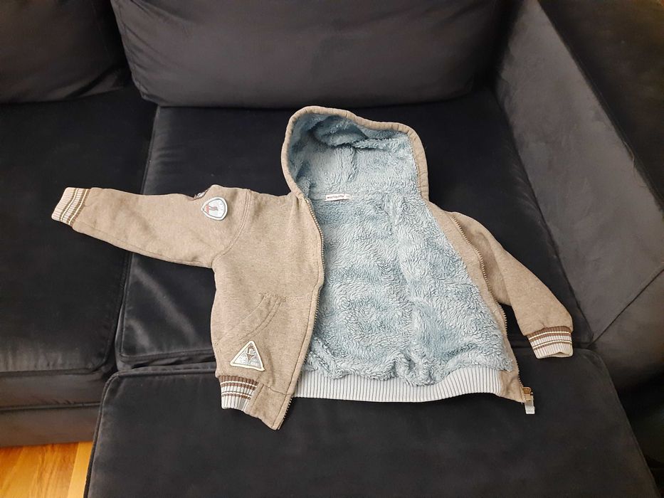 Bluza ocieplana na futerku r. 98 chłopięca mariquita