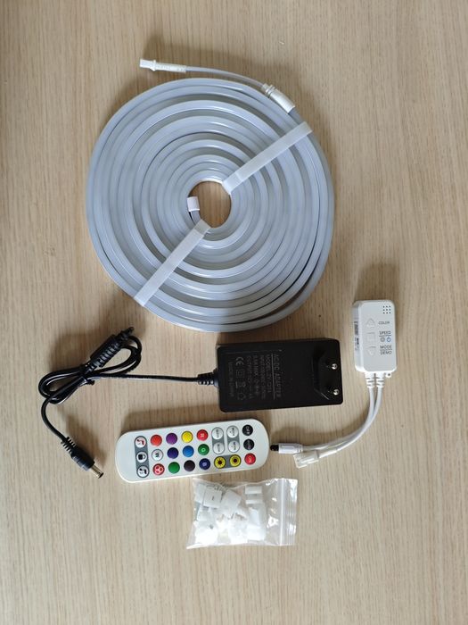 Taśma Neon LED RGBIC Zestaw 5 Metry Neon Świetlny Wąż Światlo Ledy RGB