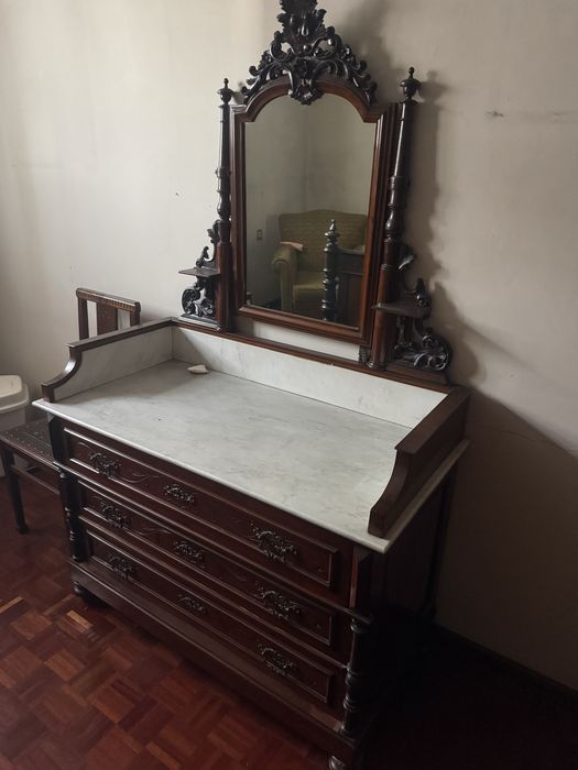 Quarto classico cerejeira, a peça
