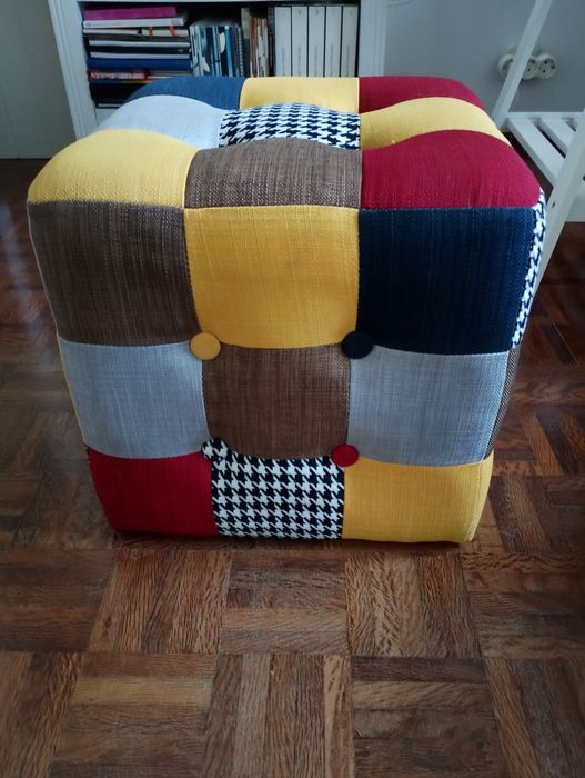 Pufe de Patchwork como novos!!!