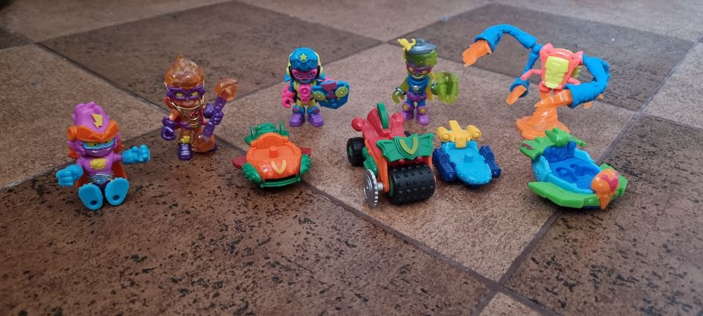 Super Zings figurki i pojazdy