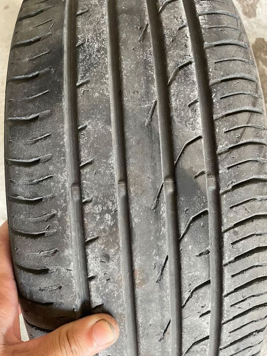 Pneus continental 195/50R16