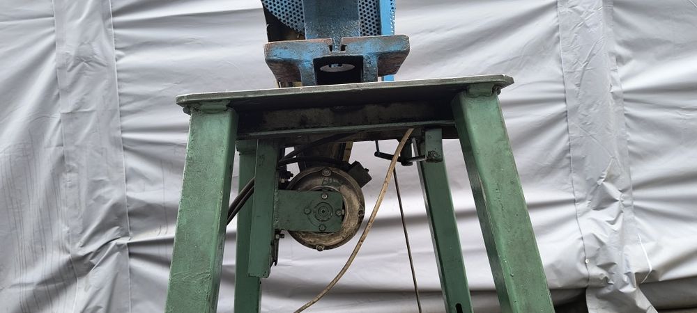 Prasa mimośrodowa nacisk 2.5t