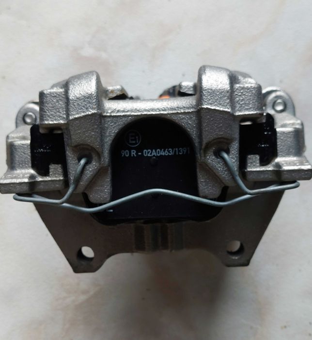 Par Pinças Travão Traseiras Elétricas ORIGINAIS VW - NOVAS (C/ Pastilhas)