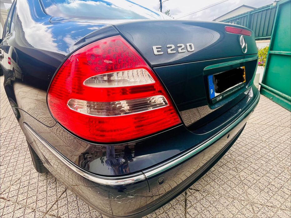 Mercedes-Benz E 220 — fotografia 3