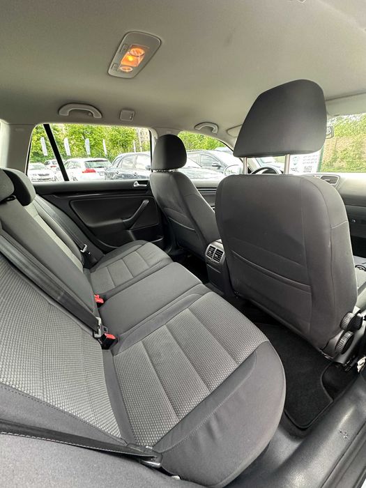 Продам Volkswagen Golf 2010 рік можлива розстрочка,кредит,обмін!