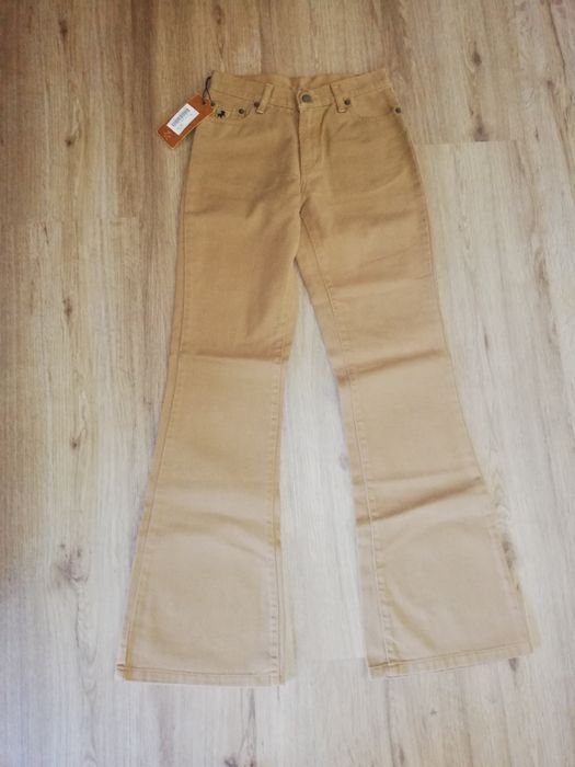 Calça ganga de senhora Lois - nova