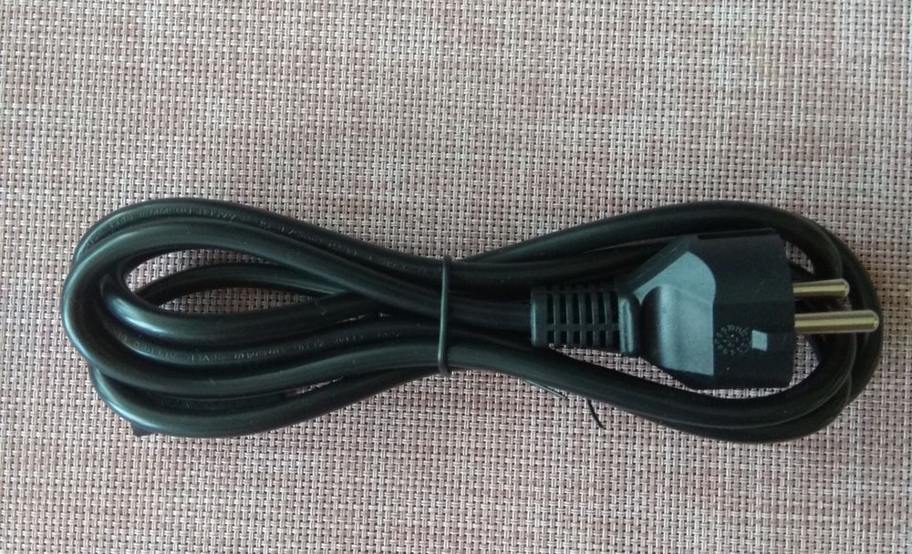 Кабель компьютерный сетевой