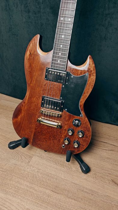 Gibson  SG Tribute Natural Walnut Kopia- Replika