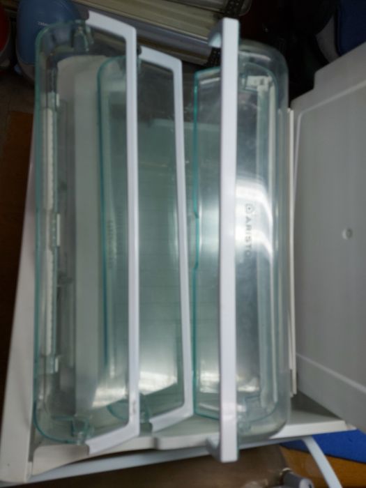 Ariston części do lodówki