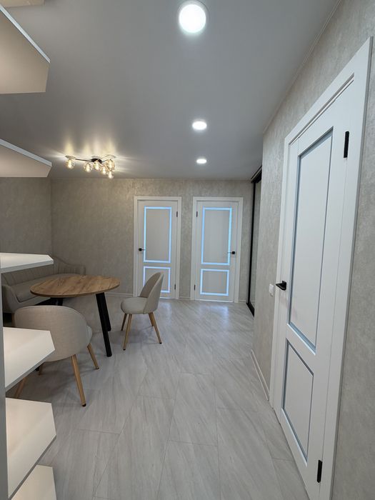 Продам 2-кімнатну квартиру в ЖК Атлант на Симона Петлюри, 28